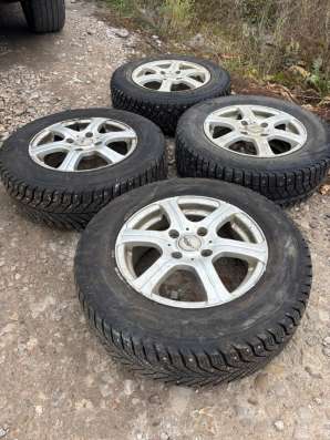 Зимние шипованный колеса r14