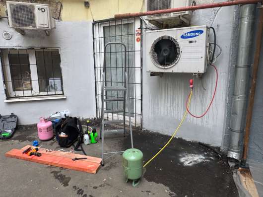 Обслуживание кондиционеров в Москве
