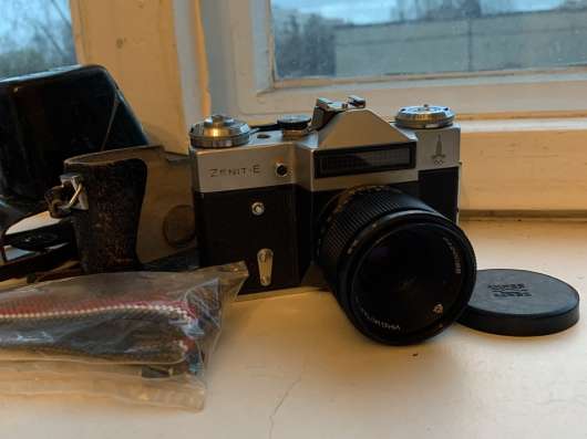Пленочный фотоаппарат Zenit E