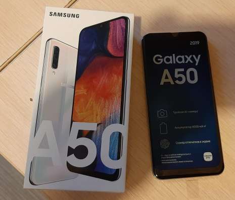 Телефон Samsung A50 64 GB новый