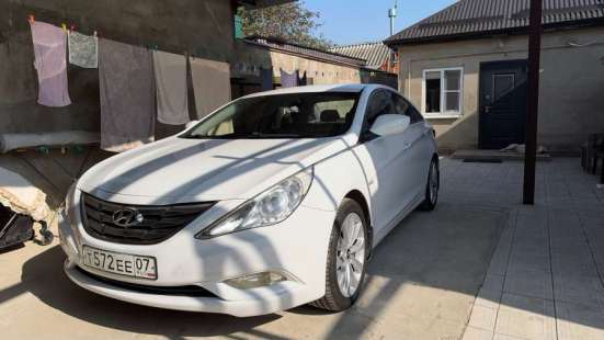Hyundai Sonata 2010 года белая в Нальчике фото 7
