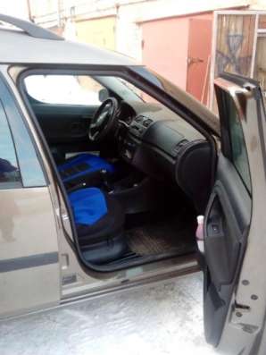легковой автомобиль Skoda Roomster в Смоленске фото 3