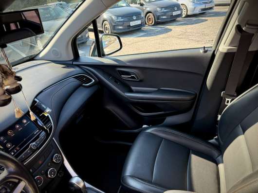 Chevrolet Trax в Владивостоке фото 5