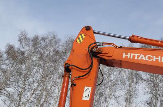 Экскаватор Hitachi в Тольятти фото 12
