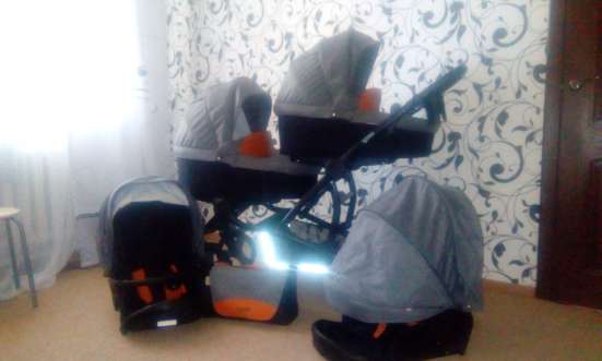 Продам коляску для двойни