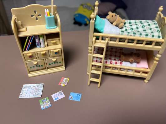 Продам игрушки Sylvanian Families детская спальня