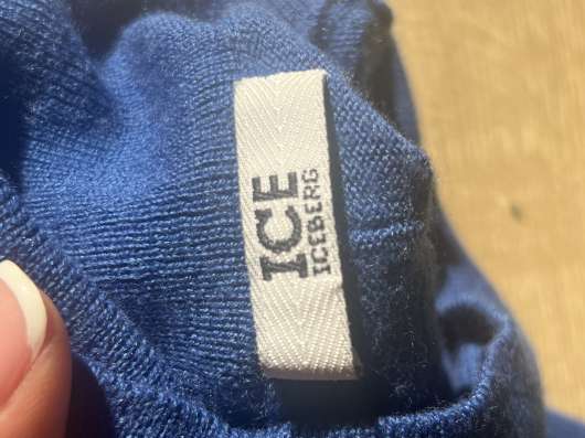 Продам водолазку ice iceberg