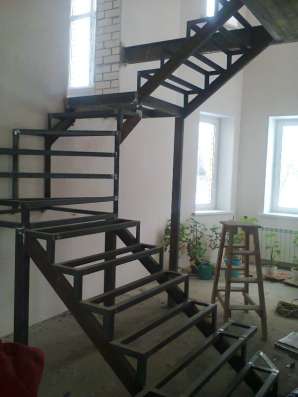 Металлические лестницы