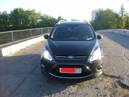 Продаю семейный автомобиль в Москве фото 5