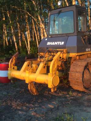 Бульдозер SHANTUI SD16