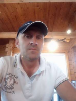 Ihor, 45 лет, хочет пообщаться
