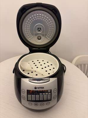 Мультиварка VITEK VT-4277 в Москве