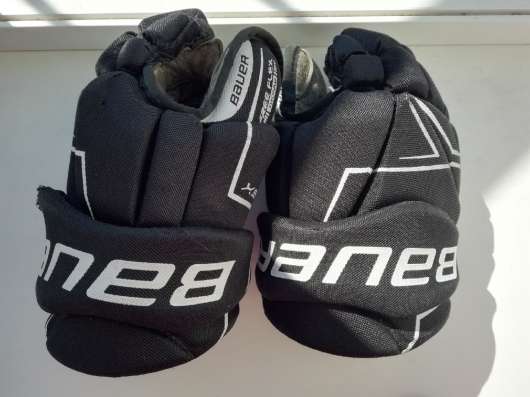 Перчатки хоккейные Bauer в Бологом