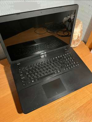 Ноутбук ASUS