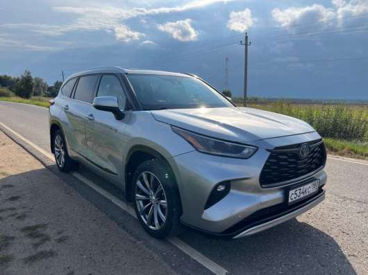 Toyota Highlander 2021г. в Москве фото 11