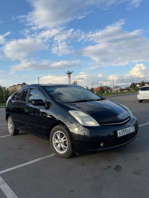 Toyota Prius в Новосибирске фото 5