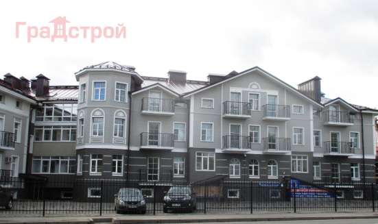 Продам трехкомнатную квартиру в Вологда.Жилая площадь 119  кв.м.Дом кирпичный.Есть Балкон.