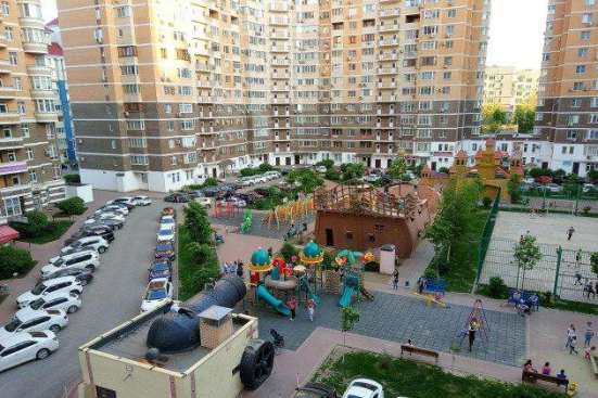 Продам двухкомнатную квартиру в Краснодар.Жилая площадь 55  кв.м.Этаж 6.Дом монолитный. в Краснодаре фото 3