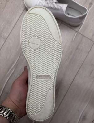 Кроссовки lacoste в Москве