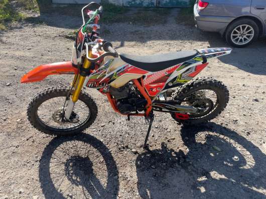 Regulmoto Athlete в Артеме