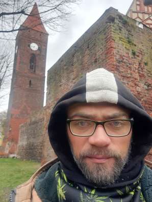 Aleksandr, 30 лет, хочет пообщаться