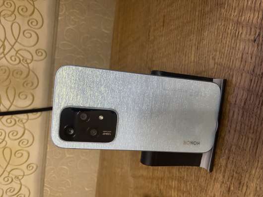 Honor 200 lite