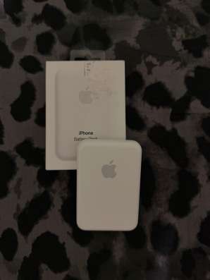 Внешний аккумулятор Apple MagSafe