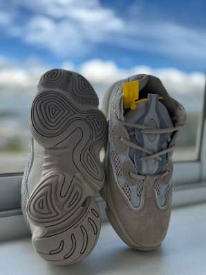 Adidas Yeezy 500