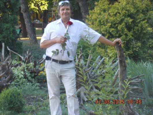 Andrei, 61 год, хочет пообщаться
