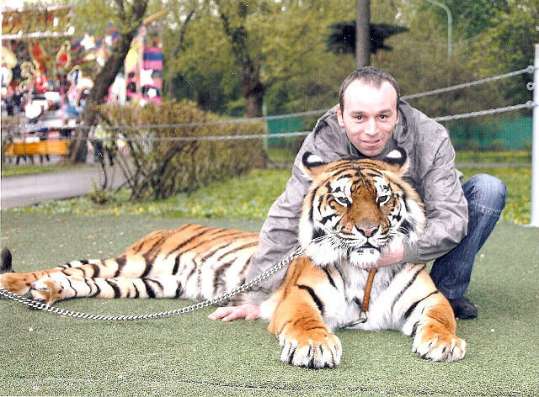 Виктор, 41 год, хочет познакомиться