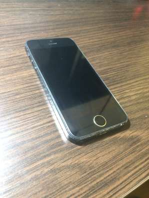 IPhone 5 black 16 Gb