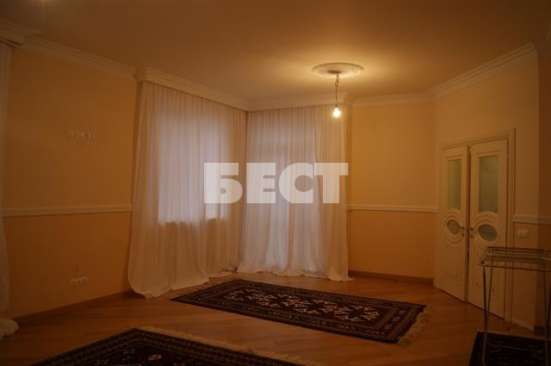 Продам четырехкомнатную квартиру в Москве. Жилая площадь 120 кв.м. Этаж 4. Дом монолитный. в Москве фото 13