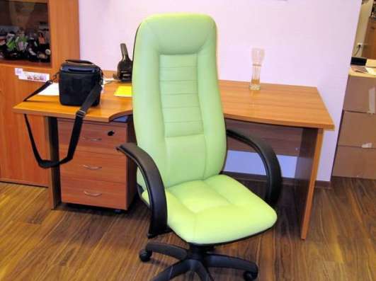 Перетяжка компьютерных кресел