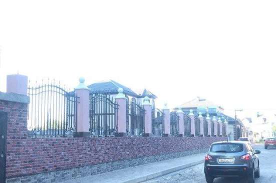 Продам трехкомнатную квартиру в Краснодар.Жилая площадь 120,20  кв.м.Этаж 2.Дом кирпичный. в Краснодаре