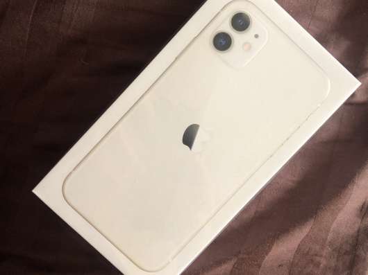 IPhone 11,64gb белый, не активирован в Челябинске