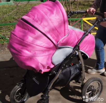 Коляска детская в Москве