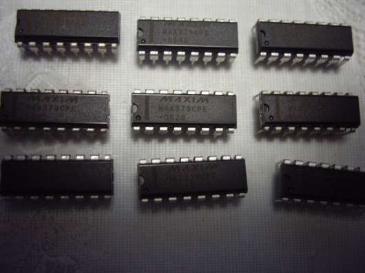 Микросхема MAX379CPE MAXIM в Челябинске фото 12