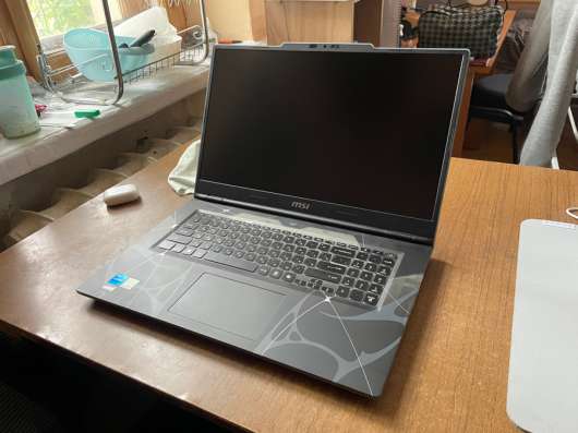 Ноутбук msi cyborg 17 в Санкт-Петербурге фото 4