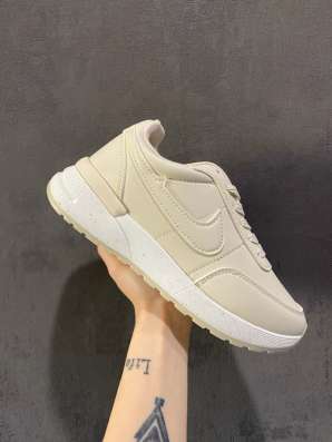Кроссовки женские Nike в Самаре