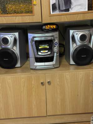 Музыкальный центр  Panasonic.
