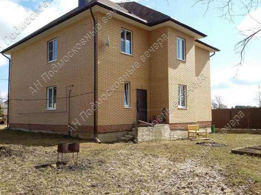 Продам дом в Москва.Жилая площадь 315  кв.м.Есть Канализация, Электричество. в Москве
