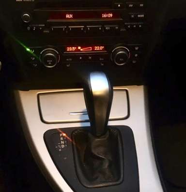 BMW 3 серии, 2010 в Санкт-Петербурге фото 6
