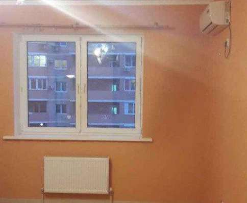 Продам однокомнатную квартиру в Краснодар.Жилая площадь 51  кв.м.Этаж 5.Дом кирпичный.