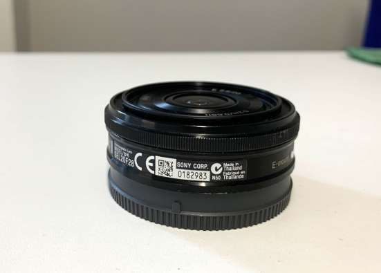 Широкоугольный объектив Sony E 20 мм F2.8 в Тюмени фото 6