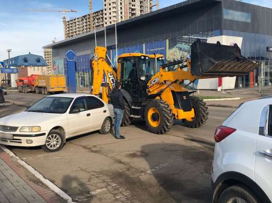 Экскаватор-погрузчик JCB 3CX