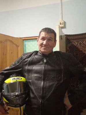 Олег, 52 года, хочет пообщаться