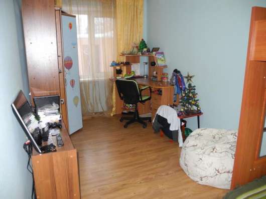 Продам трехкомнатную квартиру в Коломне. Жилая площадь 63 кв.м. Этаж 1. Есть балкон. в Коломне