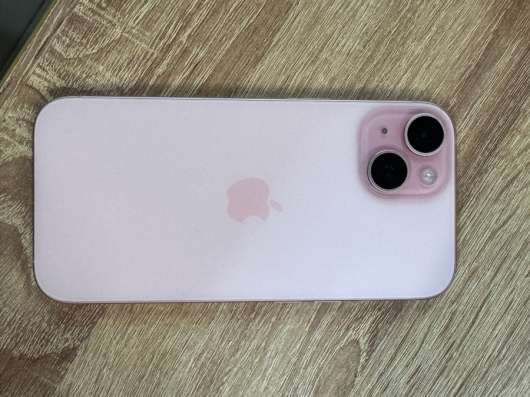 iPhone 15