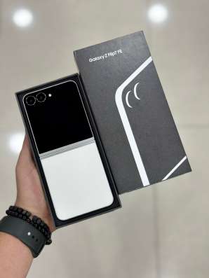 Samsung Z Flip 7/12 512гб в Москве