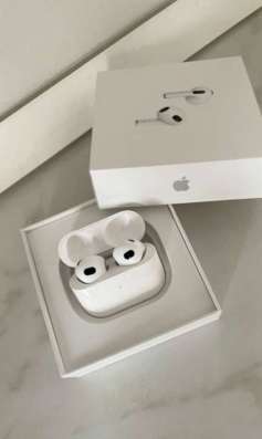 AirPods 4
